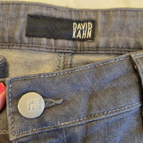 ‼️3/$30‼️ David Kahn Nikki Straight Leg Grey Python Jeans Sz 31 Snake Print New - Picture 10 of 16